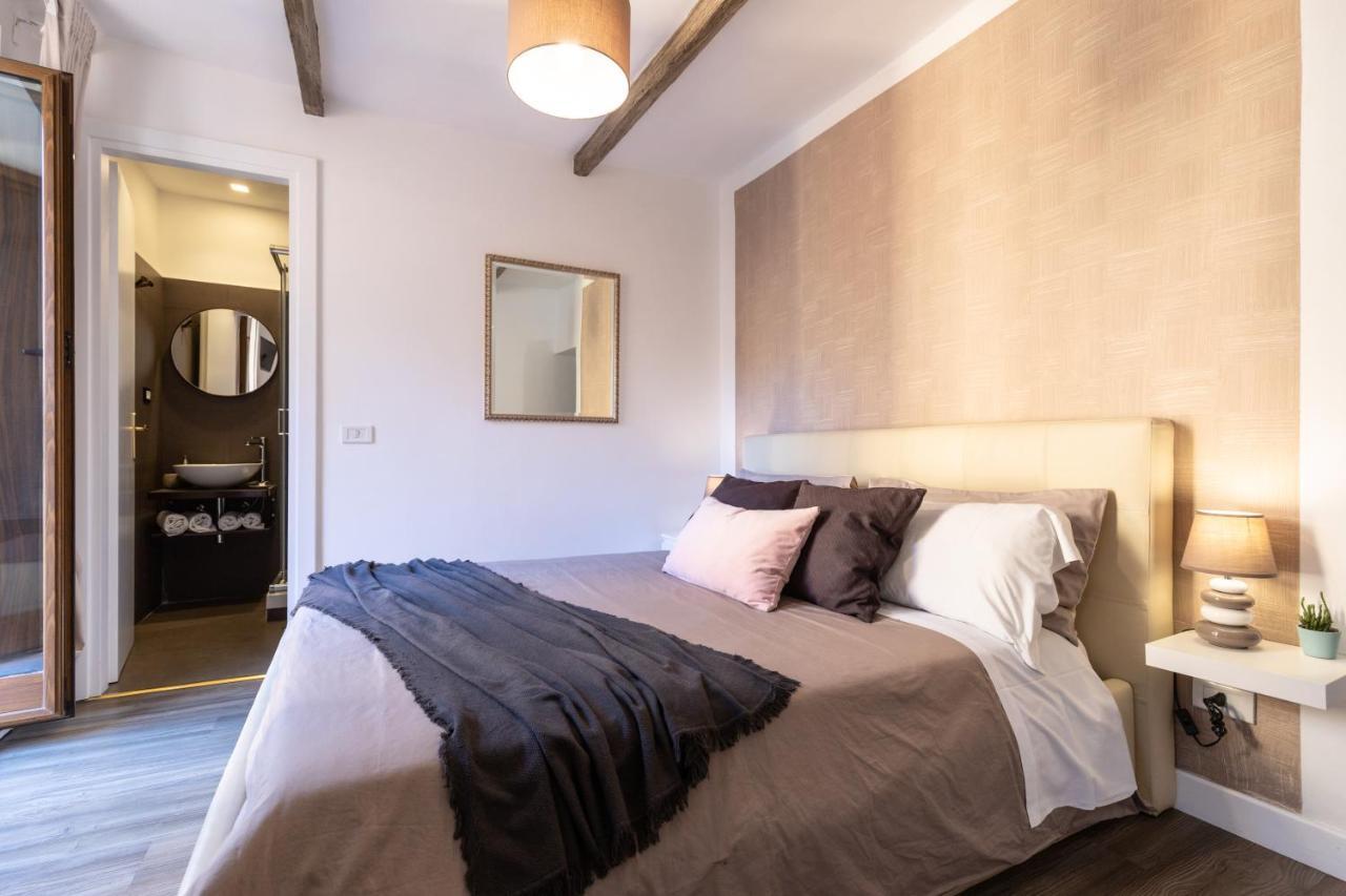 Domus De Fiori Apartment Рим Екстериор снимка